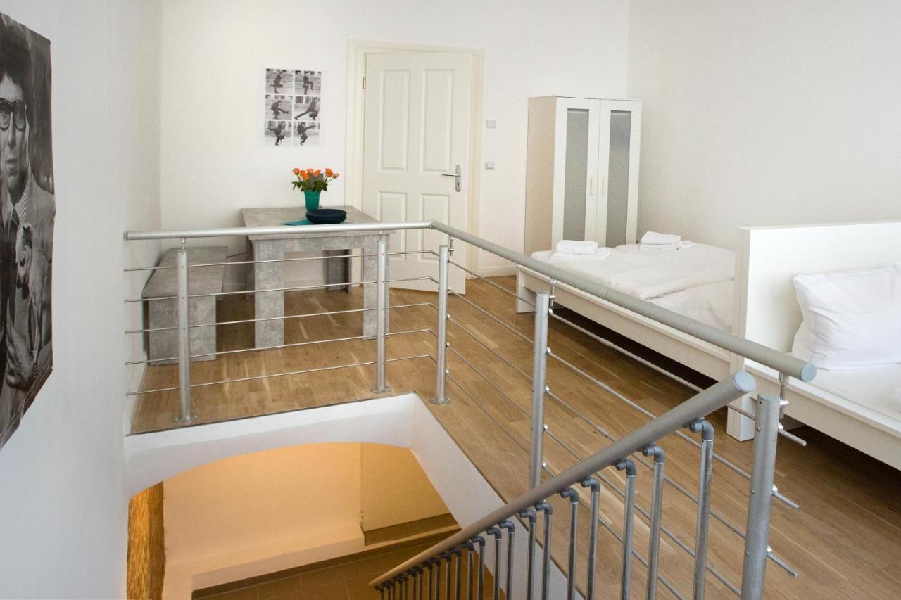 Newton-Appartement Mit 3 Schlafzimmern Berlín Exterior foto