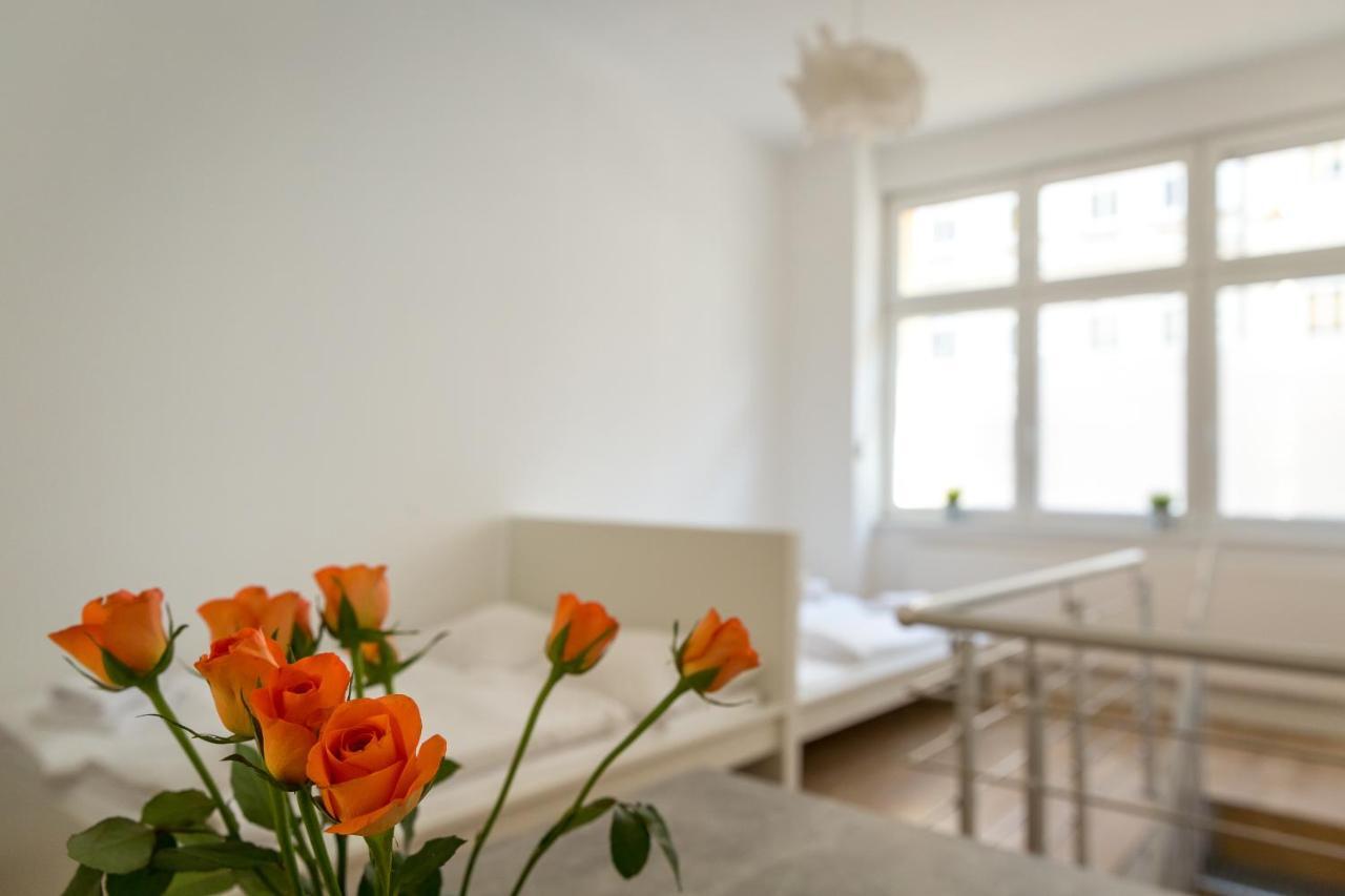 Newton-Appartement Mit 3 Schlafzimmern Berlín Exterior foto